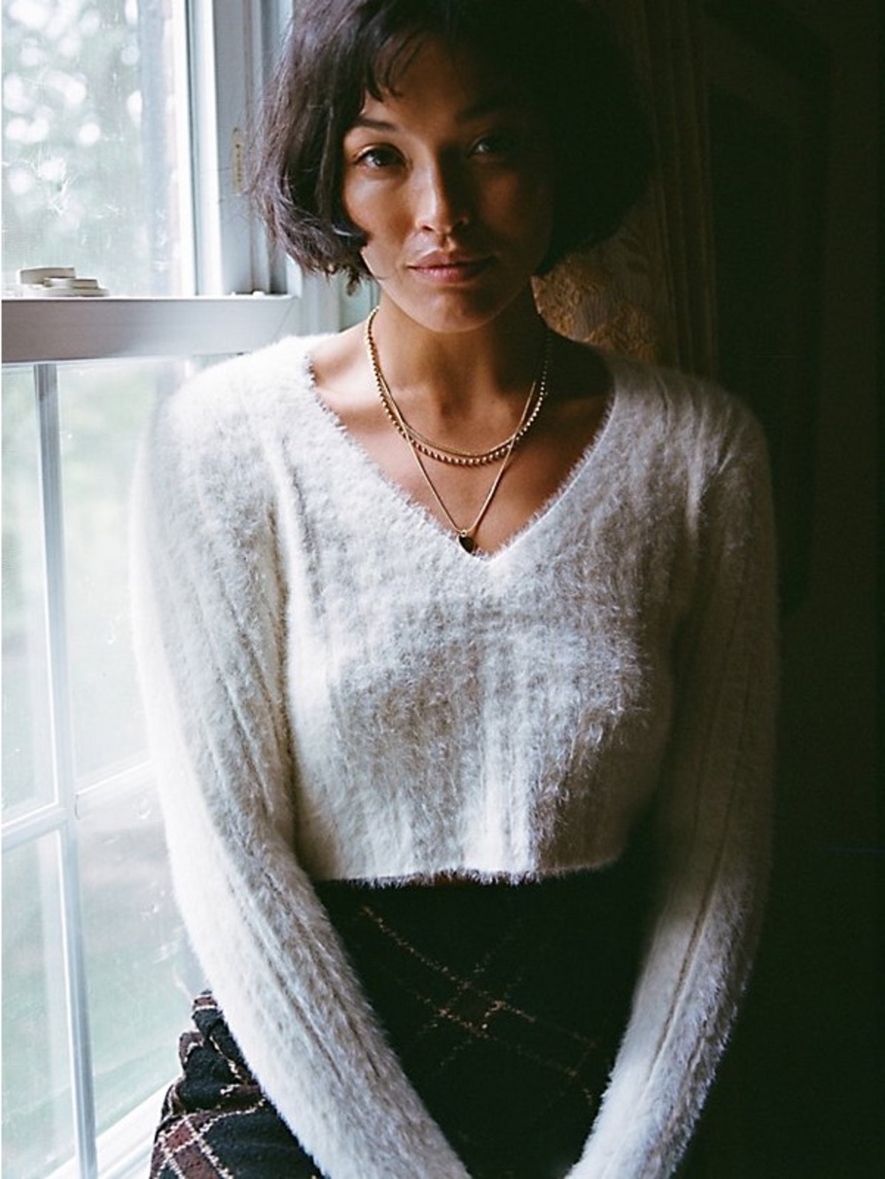 URBAN OUTFITTERS Martini Sweater Crop V-Neck Soft Fuzzy Ribbed Lavender Size M